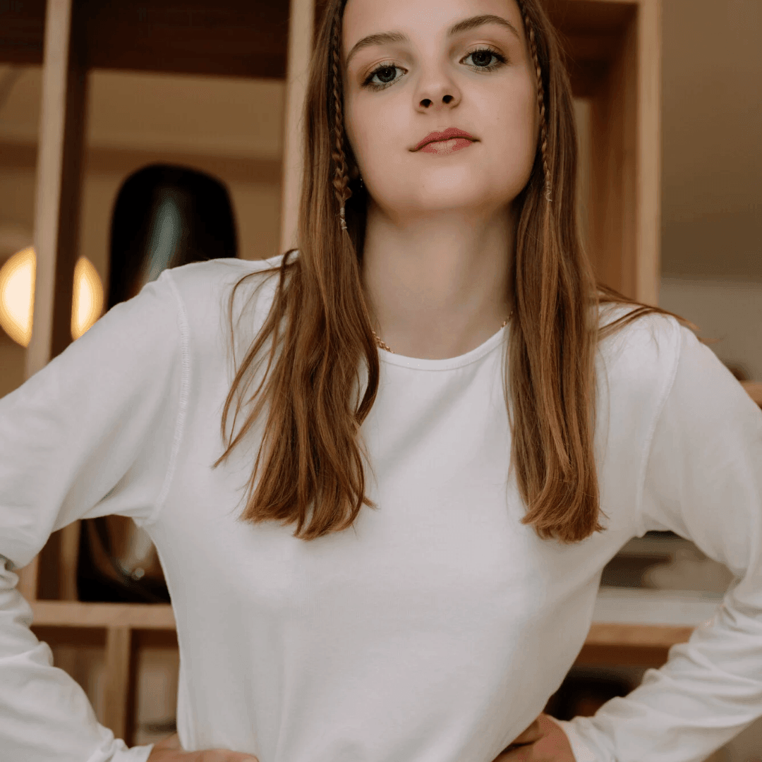 Sensory Friendly Seamless Long Sleeve Shirt + Fidget Loop β Kids - Made2Motivate