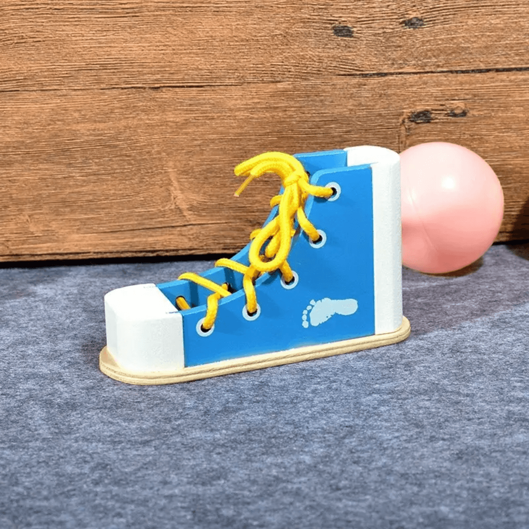 Montessori Wooden Shoelace Learning Toy